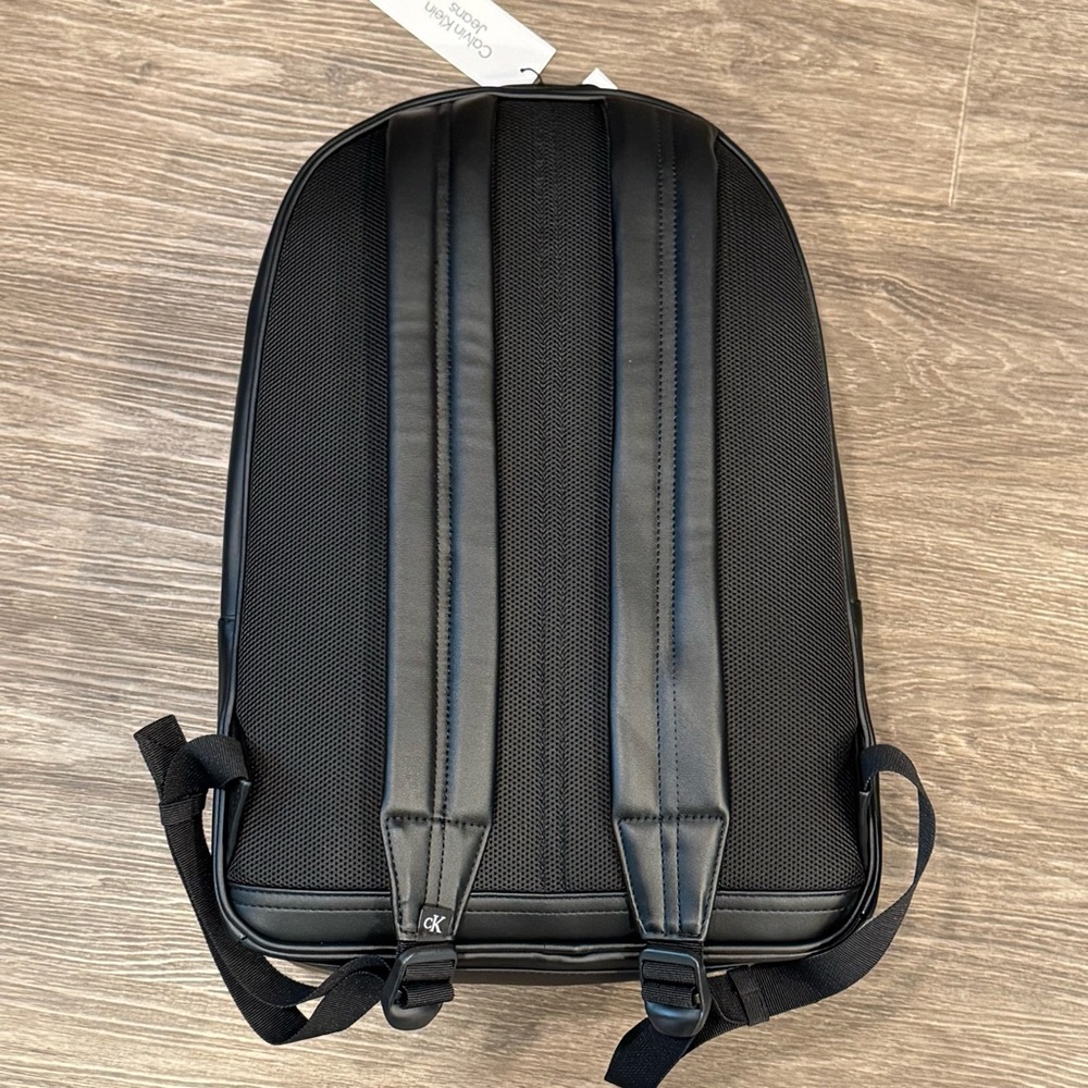 Calvin Klein Backpack - Picture 5 of 10